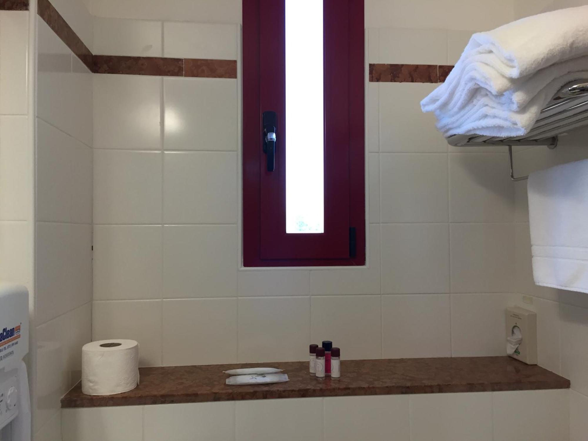 סניגליה Hotel Fiorella חדר תמונה